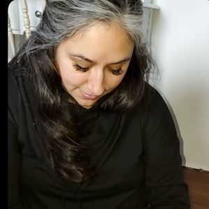 Meet your Posher, Angela